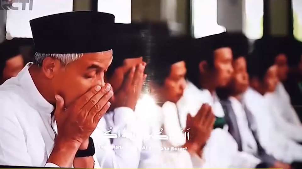 Ganjar Jadi Model Tayangan Adzan Di Stasiun Tv Iklan Terselubung Atau