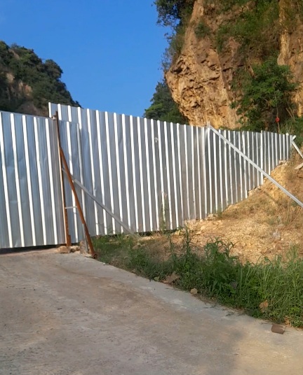 Diduga Ada Gudang Penimbunan Minyak Mentah Ilegal Di Balik Gunung Batu Kota Bandar Lampung