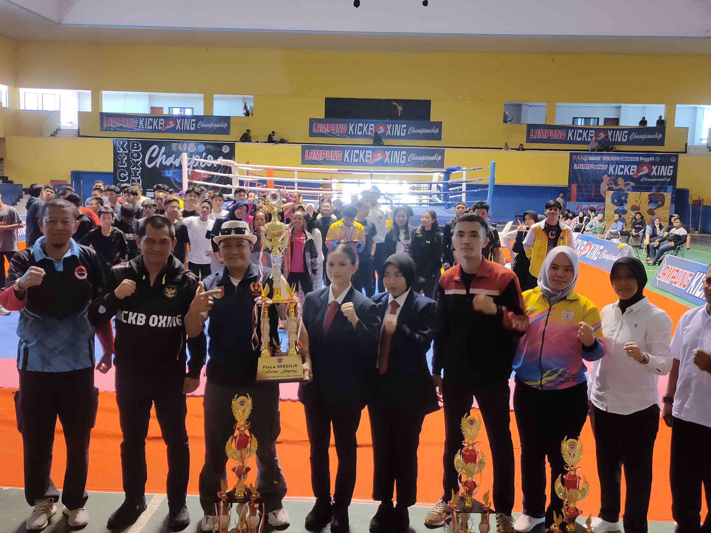Borong Medali, Kontingen Tanggamus Raih Juara Umum di Event Lampung Kick Boxing Championship 2025