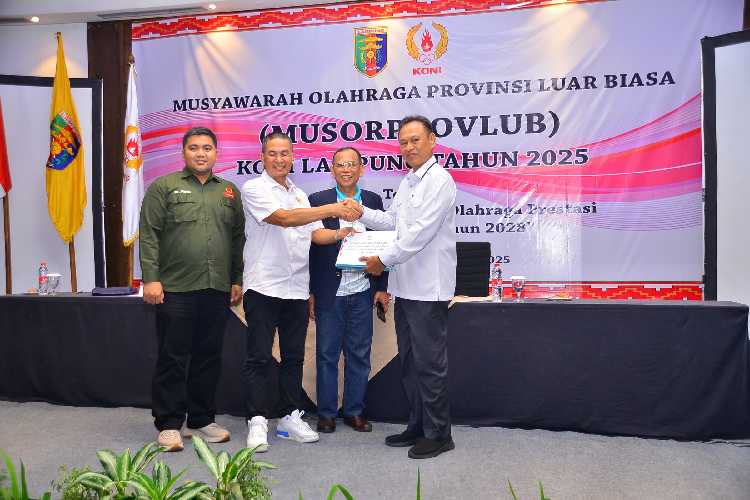 Taufik Hidayat Resmi Pimpin KONI Lampung Periode 2025-2029