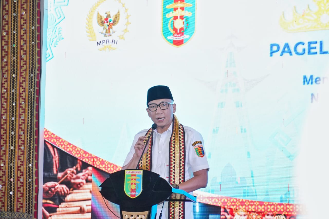 Gubernur Mirza Dorong Generasi Muda Lestarikan Budaya Lampung