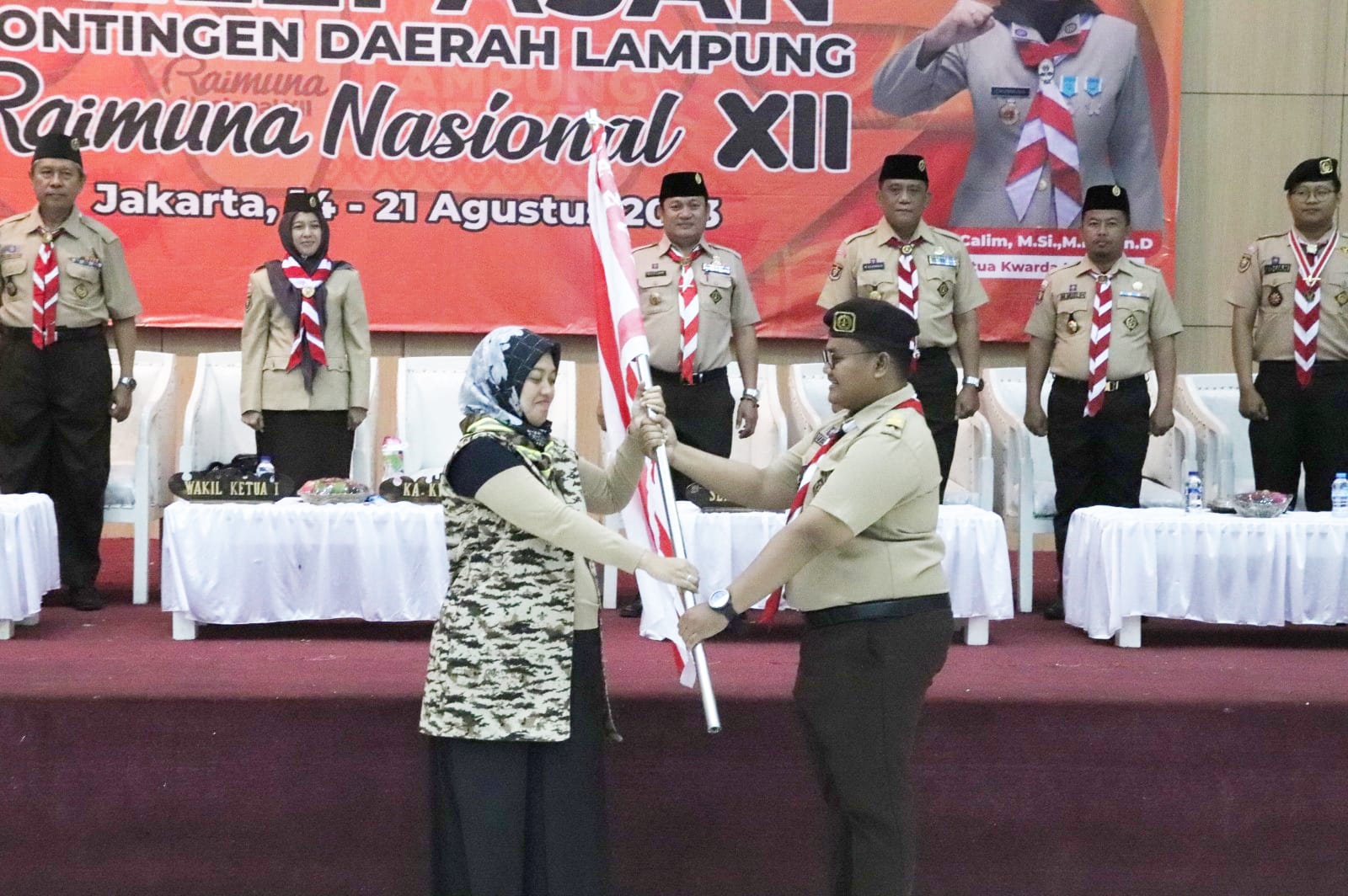Chusnunia Chalim Melepas Kontingen Lampung Mengikuti Raimuna Nasional XII Cibubur