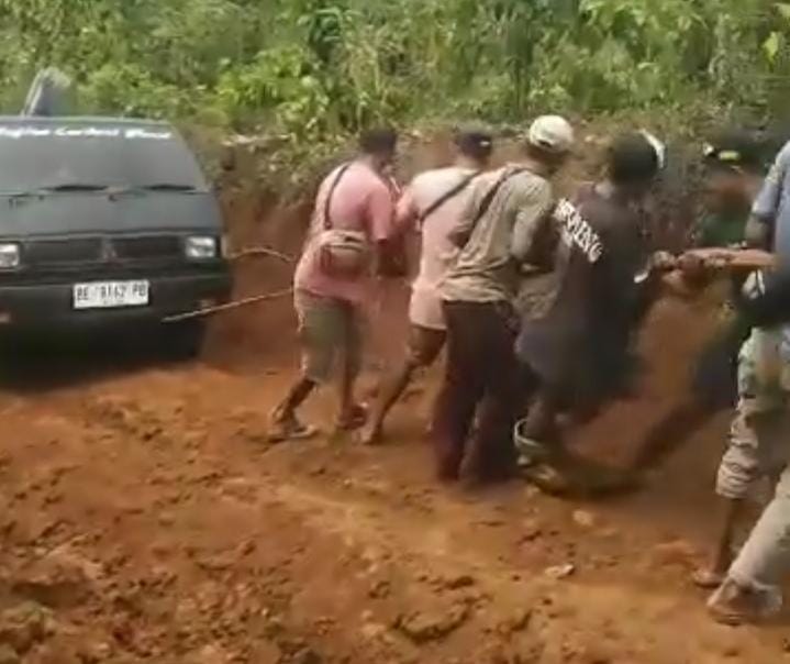 Perbaikan Jalan Penghubung Antar Pekon di Ulubelu Tanggamus Ditunda, Ternyata Ini Penyebabnya 