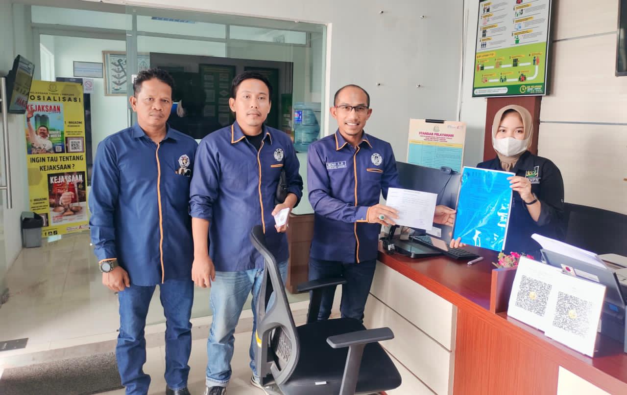 DPP KAMPUD Laporkan Dugaan Pengkondisian 230 Proyek PUTR Kota Metro ke Kejati Lampung