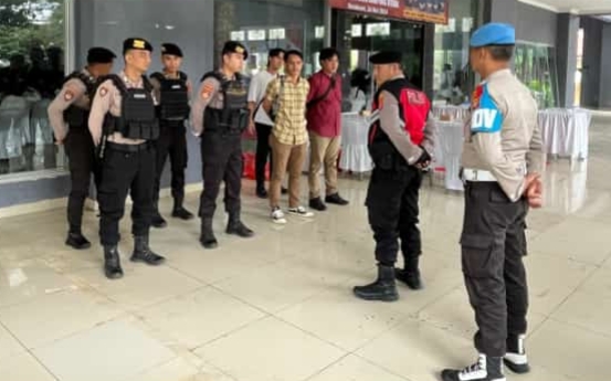 Polres Lampung Utara Amankan Pelantikan dan Pengambilan Sumpah PSS Pilkada 2024