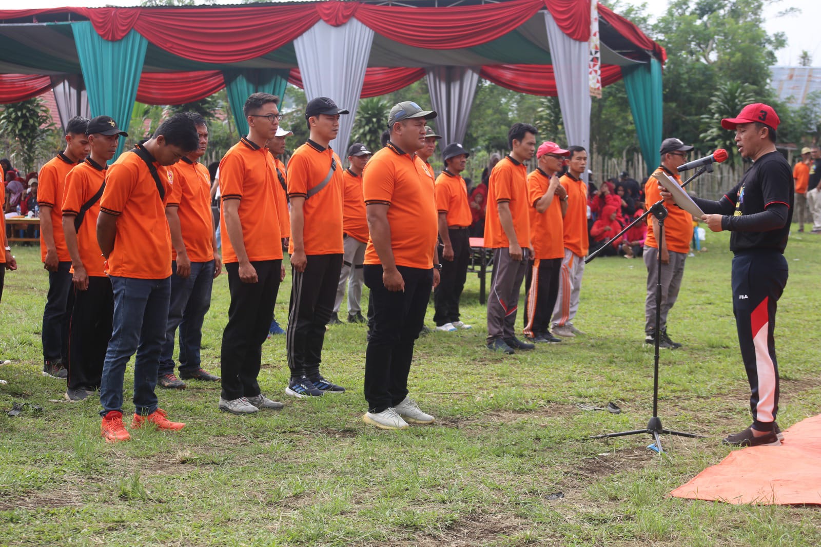 Parosil Mabsus Lantik Pengurus Koordinator Olahraga Kecamatan
