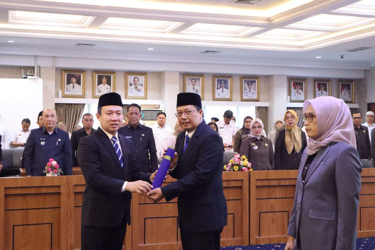 2 Pejabat Eselon II Pemprov Lampung Dirolling