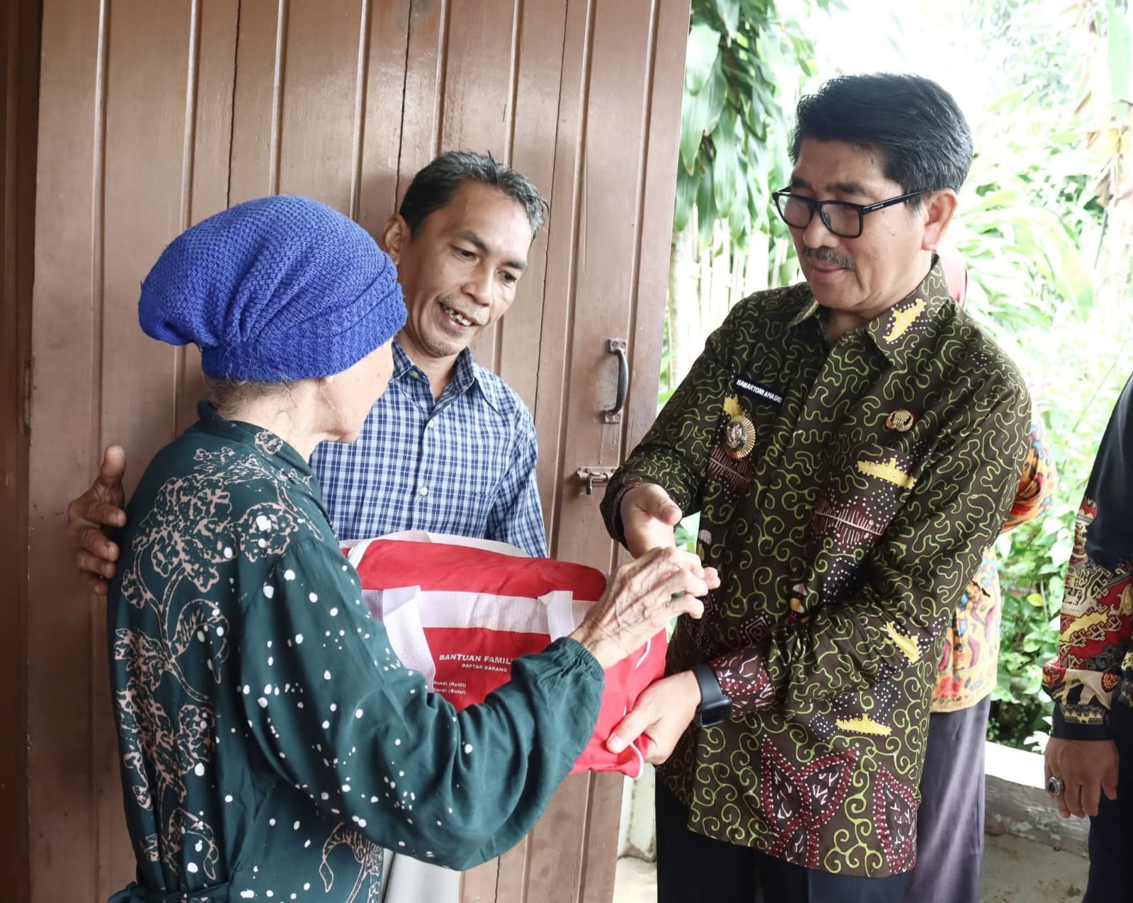 Pastikan Penanganan Cepat, Bupati Lampura Tinjau Lokasi Terdampak Banjir di Bumi Agung  