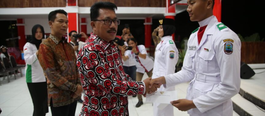 Bupati Nanang Ungkap Rasa Bangga kepada 31 Pasukan Pengibar Bendera HUT RI