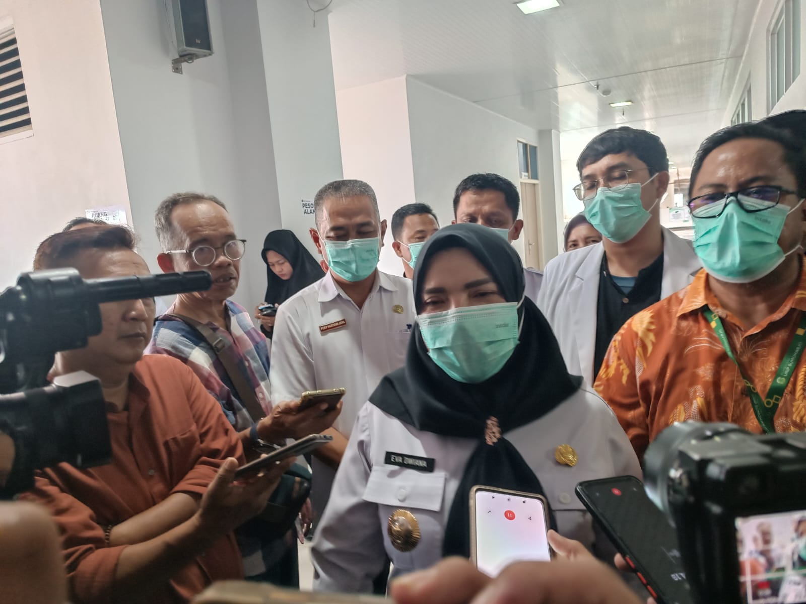 Pemkot Bandar Lampung Beri Santunan Korban Terhantam Sapi Kurban Rp20 Juta