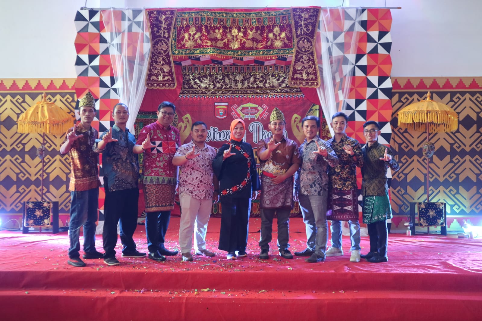Membanggakan, Sanggar Seni Setiwang Jadi Contoh Sanggar di Lampung Barat 