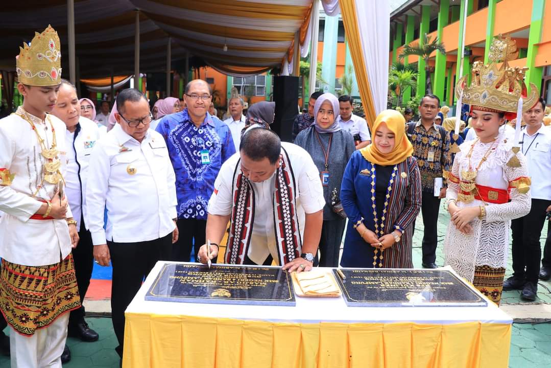 Gubernur Arinal Resmikan Masjid Ar-Rahman dan Ruang Praktek Siswa Kuliner SMK Negeri 4