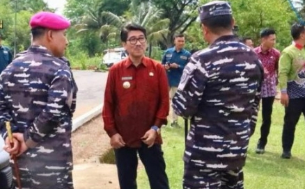 Bupati dan Wabup Lampura Dampingi KASAL Tinjau Persiapan Panen Ketahanan Pangan TNI AL 