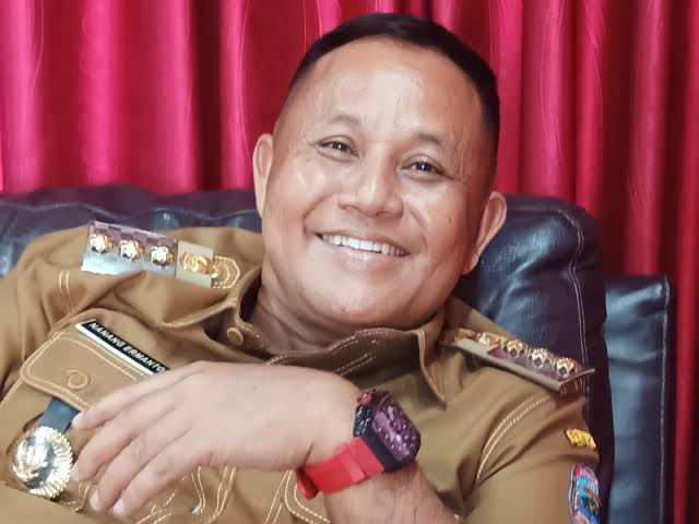 Bupati Lamsel Ajak Warga Pasang Bendera Merah Putih Selama Agustus