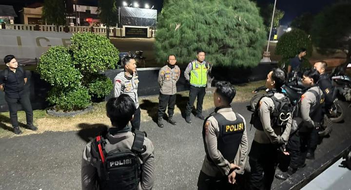 Kapolres Way Kanan Turun Langsung Pimpin Patroli KRYD