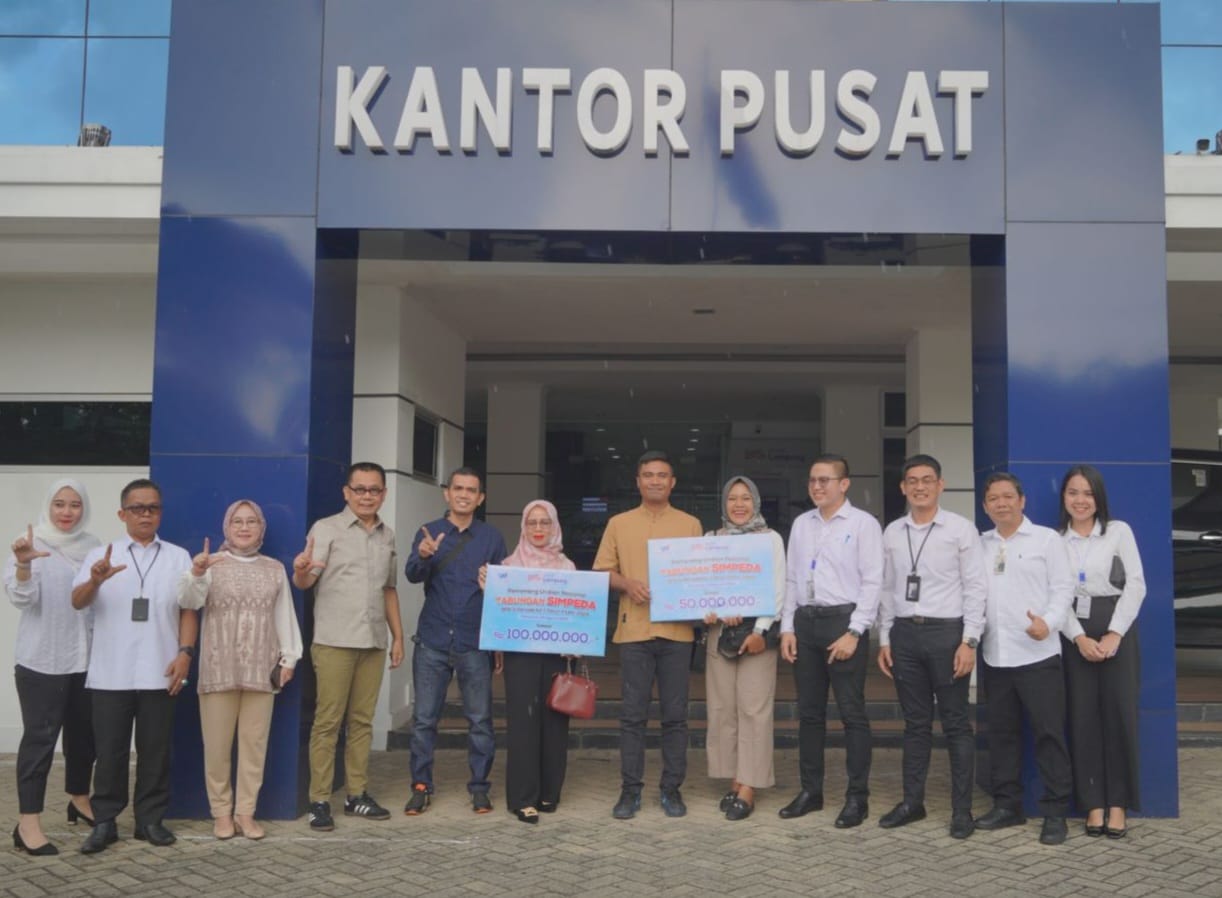 Bank Lampung Serahkan Hadiah Undian Simpeda Nasional 