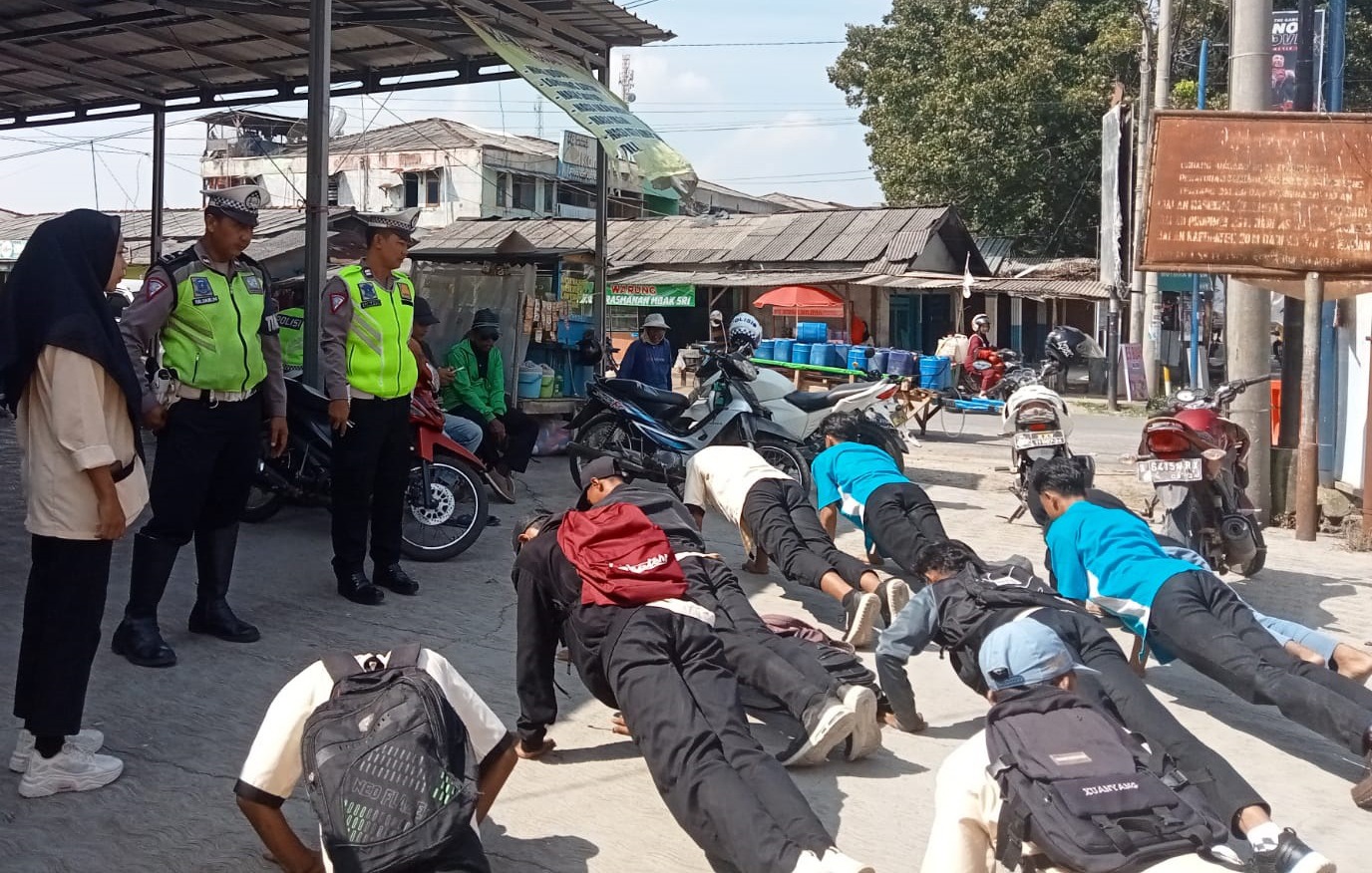 12 Pelajar SMA Diberikan Imbauan dan Penindakan Oleh Sat Lantas Polres Tuba