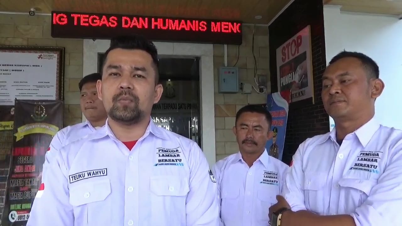 Diduga Markup Hingga 12 Miliar, DLH Lampung Barat Dilaporkan