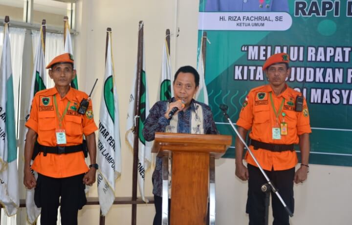 Wakili Gubernur Lampung, Staf Ahli Bidang Kemasyarakatan dan SDM Buka Rapat Kerja Daerah IX RAPI