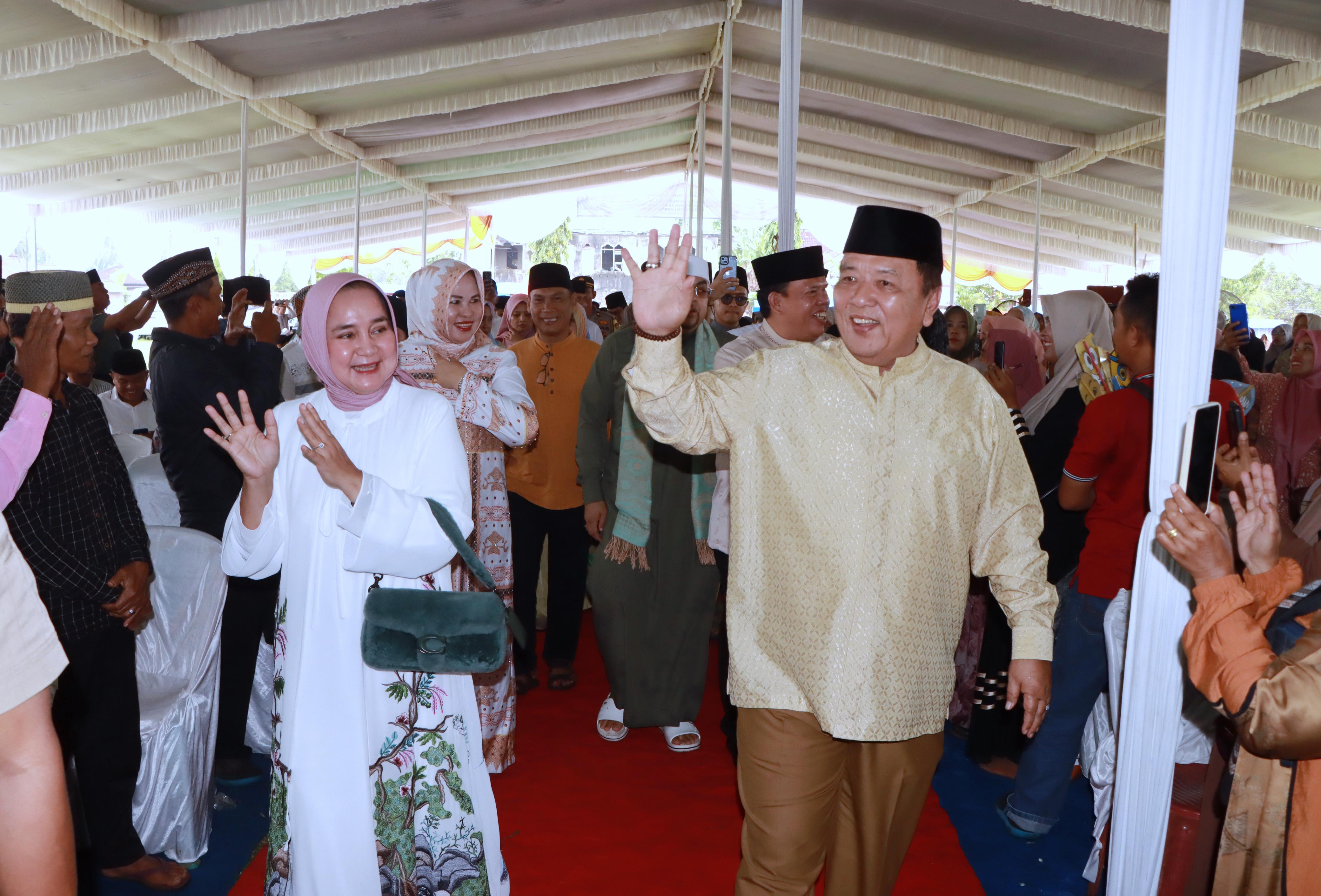 Gubernur Arinal Djunaidi Hadiri Pengajian Akbar di Lampung Timur