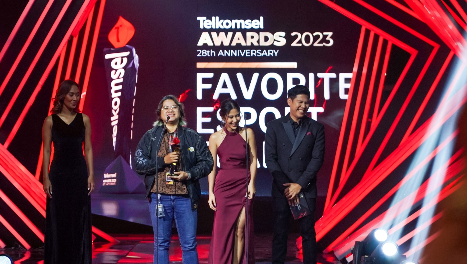 Apresiasi Karya dan Prestasi di Industri Kreatif Digital, Telkomsel Umumkan Para Peraih Telkomsel Awards 2023