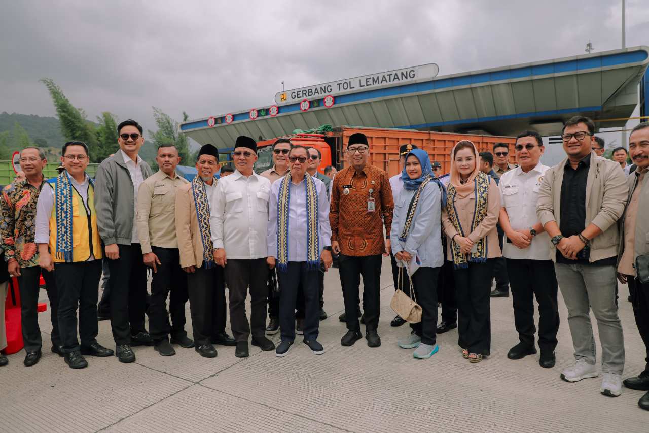 Gubernur Lampung Bersama Komisi V DPR RI Tinjau Exit Tol Lematang-Tanjung Bintang