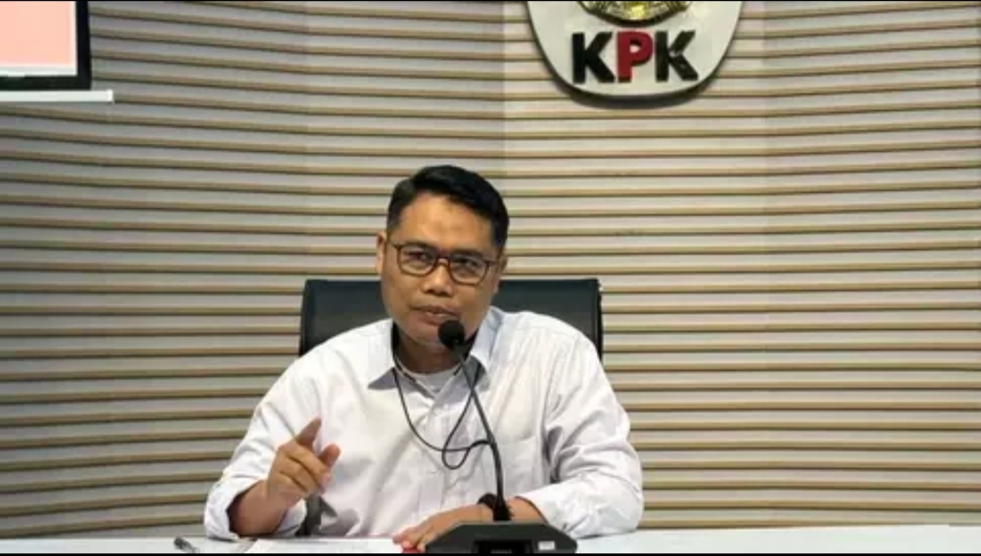 KPK Tahan Bupati Rejang Lebong , Wabup dan Sekda Dipulangkan 