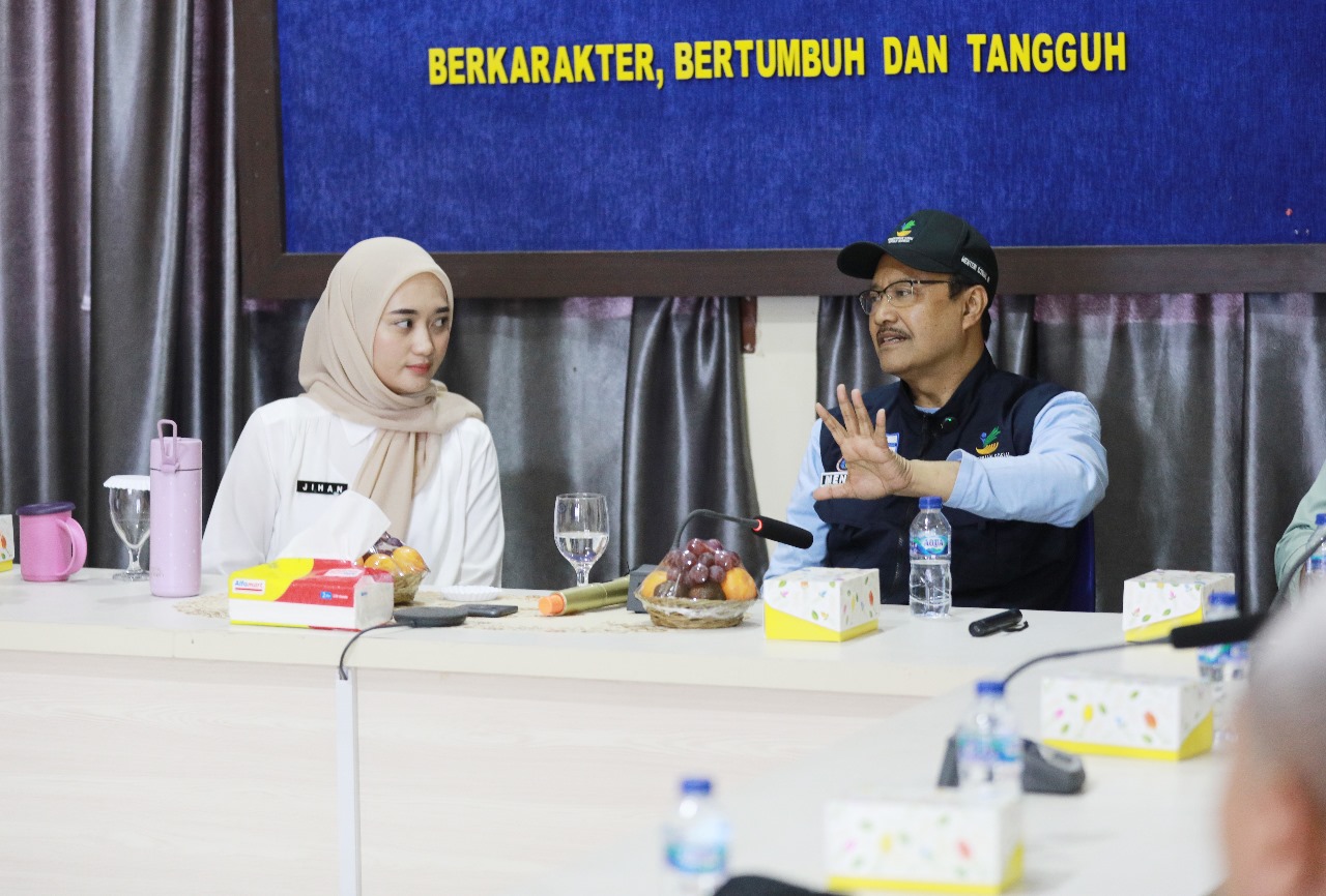 Wagub Lampung Jihan Nurlela Dampingi Mensos RI , Saifullah Yusuf Tinjau Lokasi Sekolah Rakyat