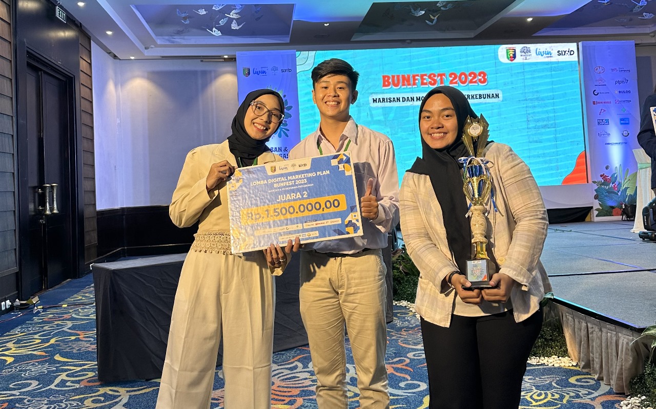 Mahasiswa Prodi Bisnis Digital IIB Darmajaya Juara 2 Digital Marketing Plan Competition BUN FEST 2023