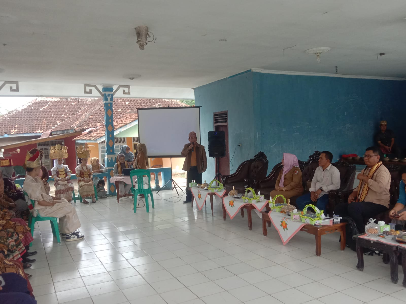 Pemkab Lampura Didorong Buat Perda Masyarakat Adat 7 Suku Desa Bumi Agung