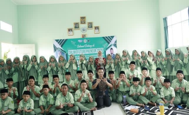 Diskominfo Waykanan Jadi Narasumber Kegiatan MPLS SMPIT Daar ‘Ilmi  