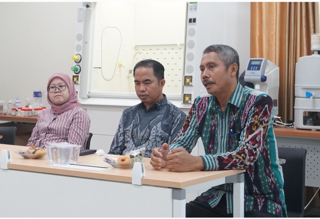 Tingkatkan Kompetensi Dosen, Prodi Kimia UIN RIL Gelar Pelatihan Instrumen Alat Laboratorium