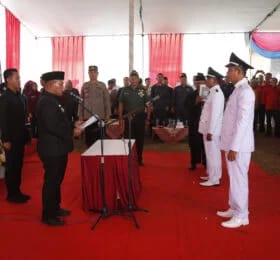 Dua Kades Dilantik di Banjarsari Oleh Bupati Nanang