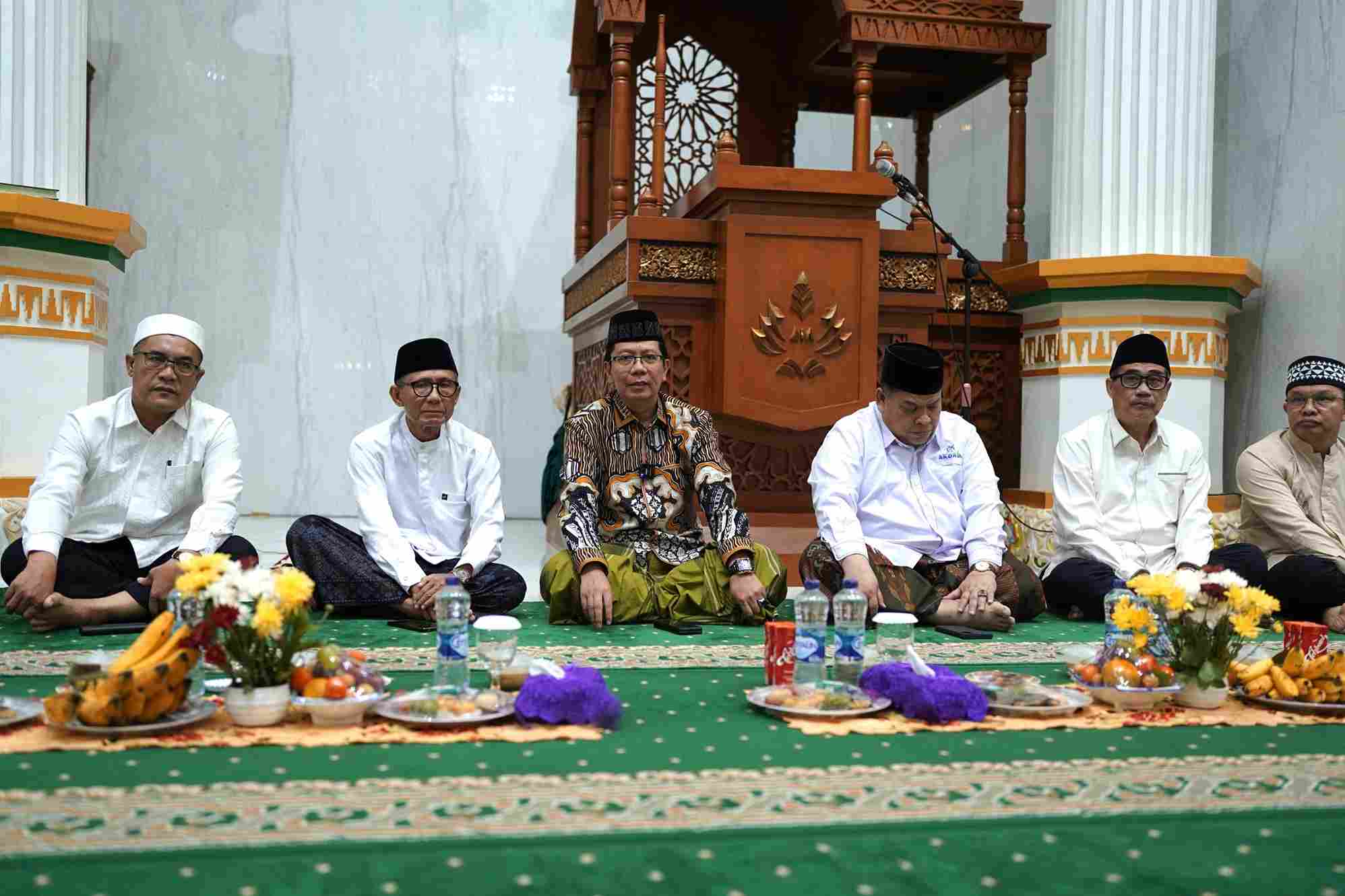 Buka Puasa Bersama, Rektor Ajak Keluarga Besar UIN Bangun Kebersamaan dengan Semangat Ber-ISI