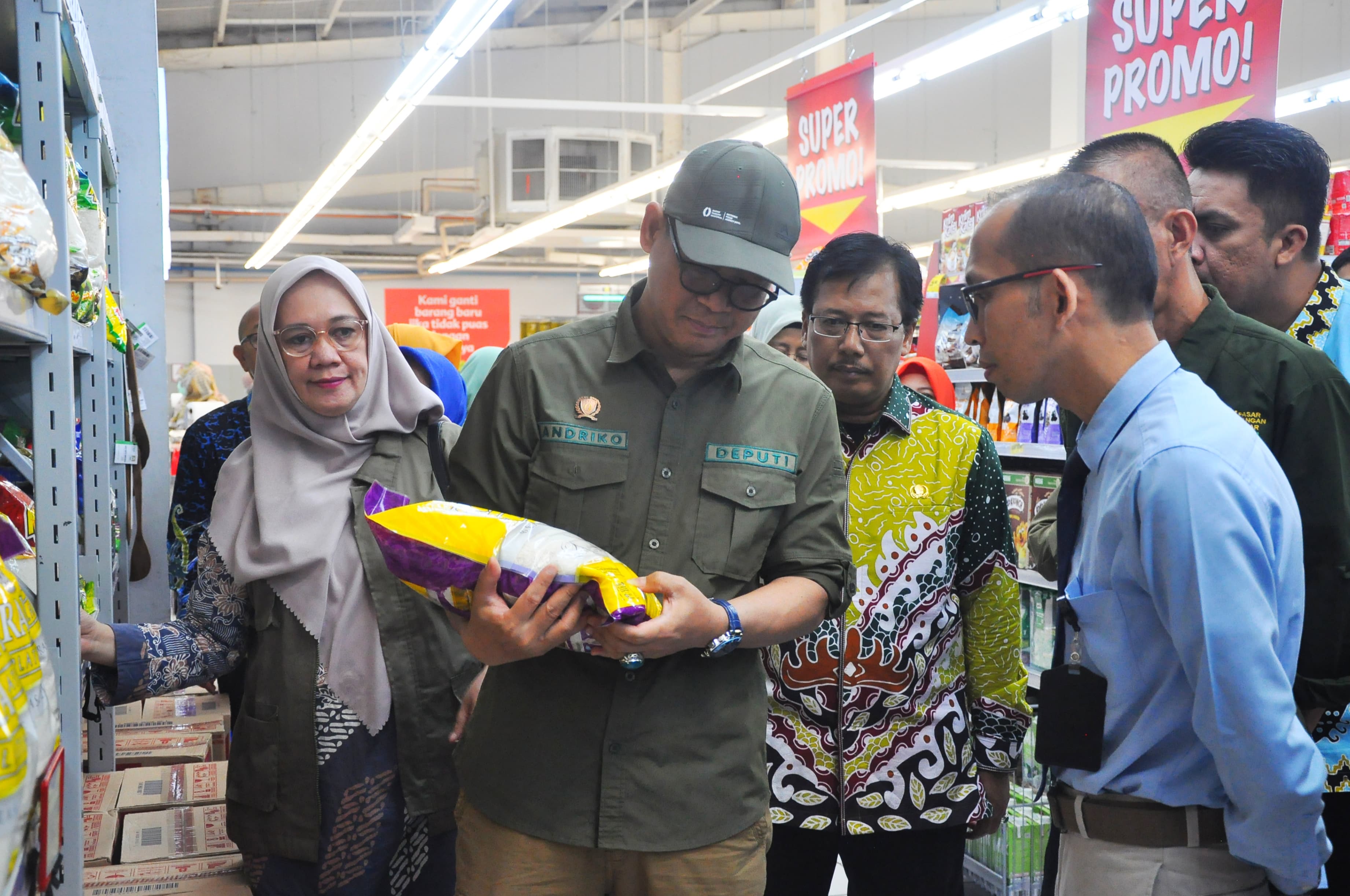 Sidak,Pemprov Lampung Uji Rapid Test Kit Keamanan Pangan di Beberapa Pasar Bandar Lampung, Hasilnya