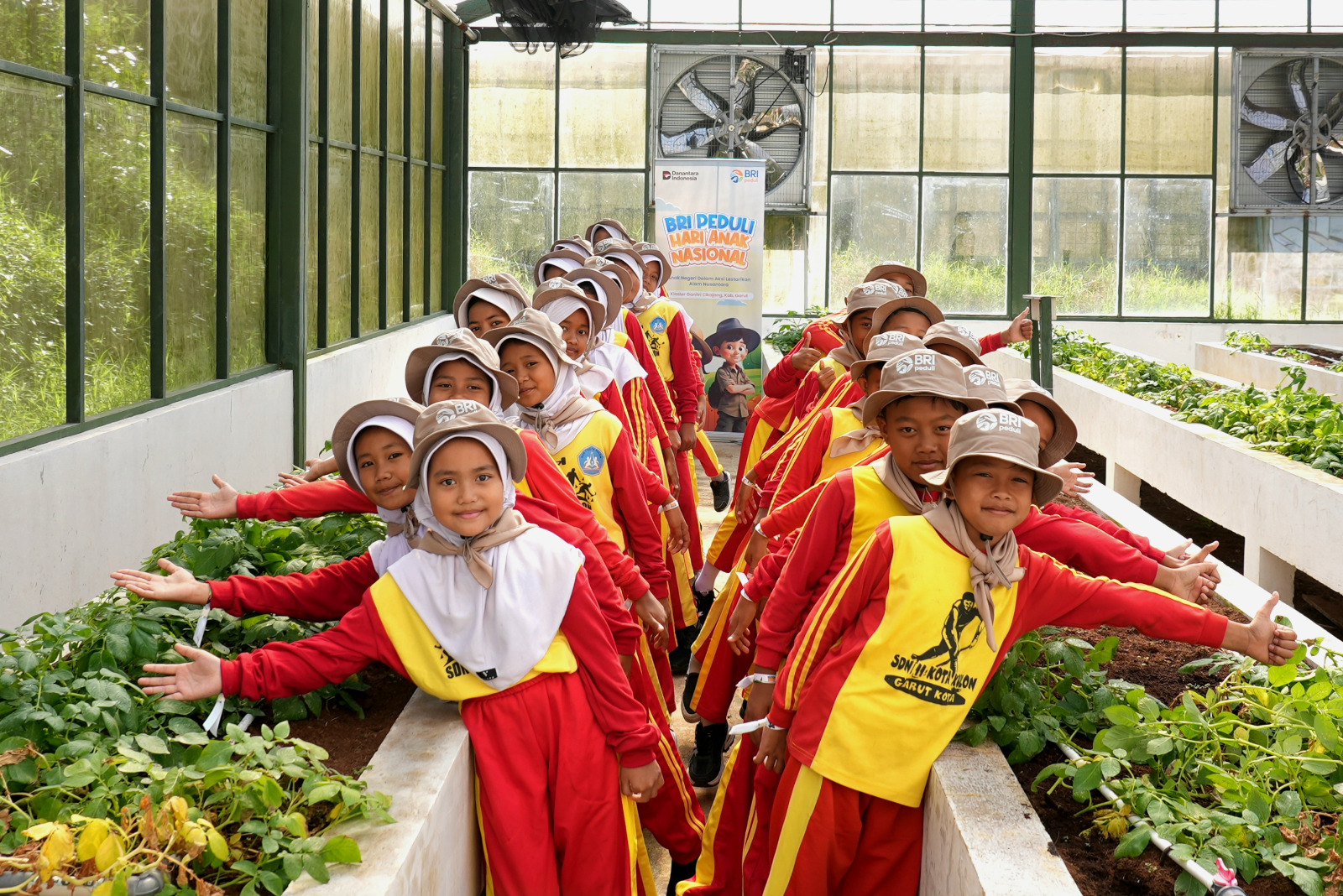 Peringati Hari Anak Nasional, BRI Peduli Dukung Pendidikan Karakter Anak lewat Kegiatan Agroedukasi bagi Siswa