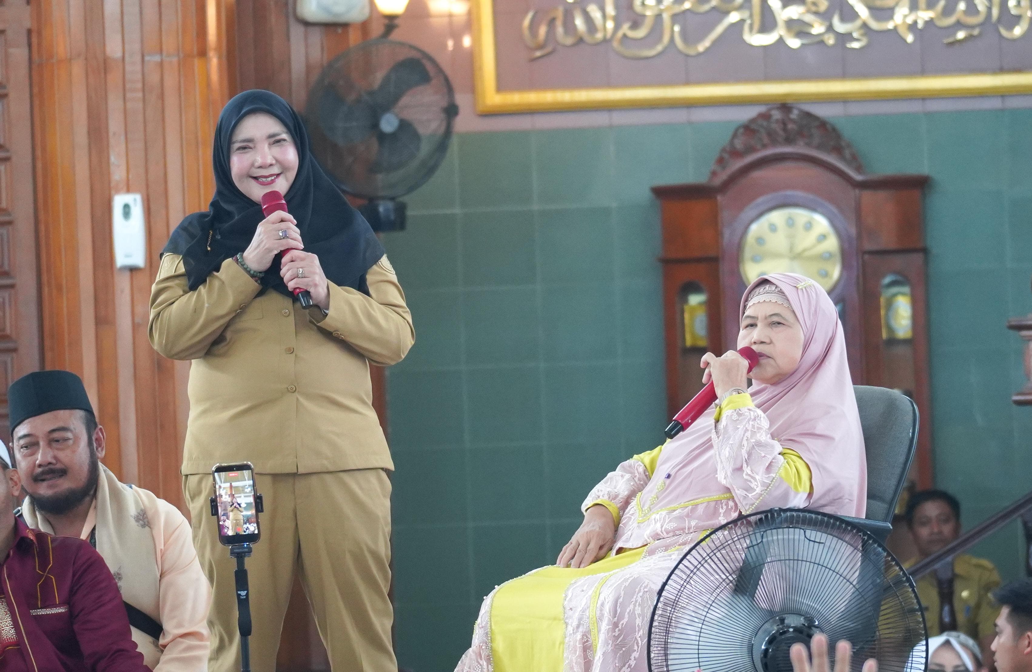 Majelis Taklim Rachmat Hidayat Provinsi Lampung Gelar Tablik Akbar dan Dzikir Bersama Mamah Dedeh