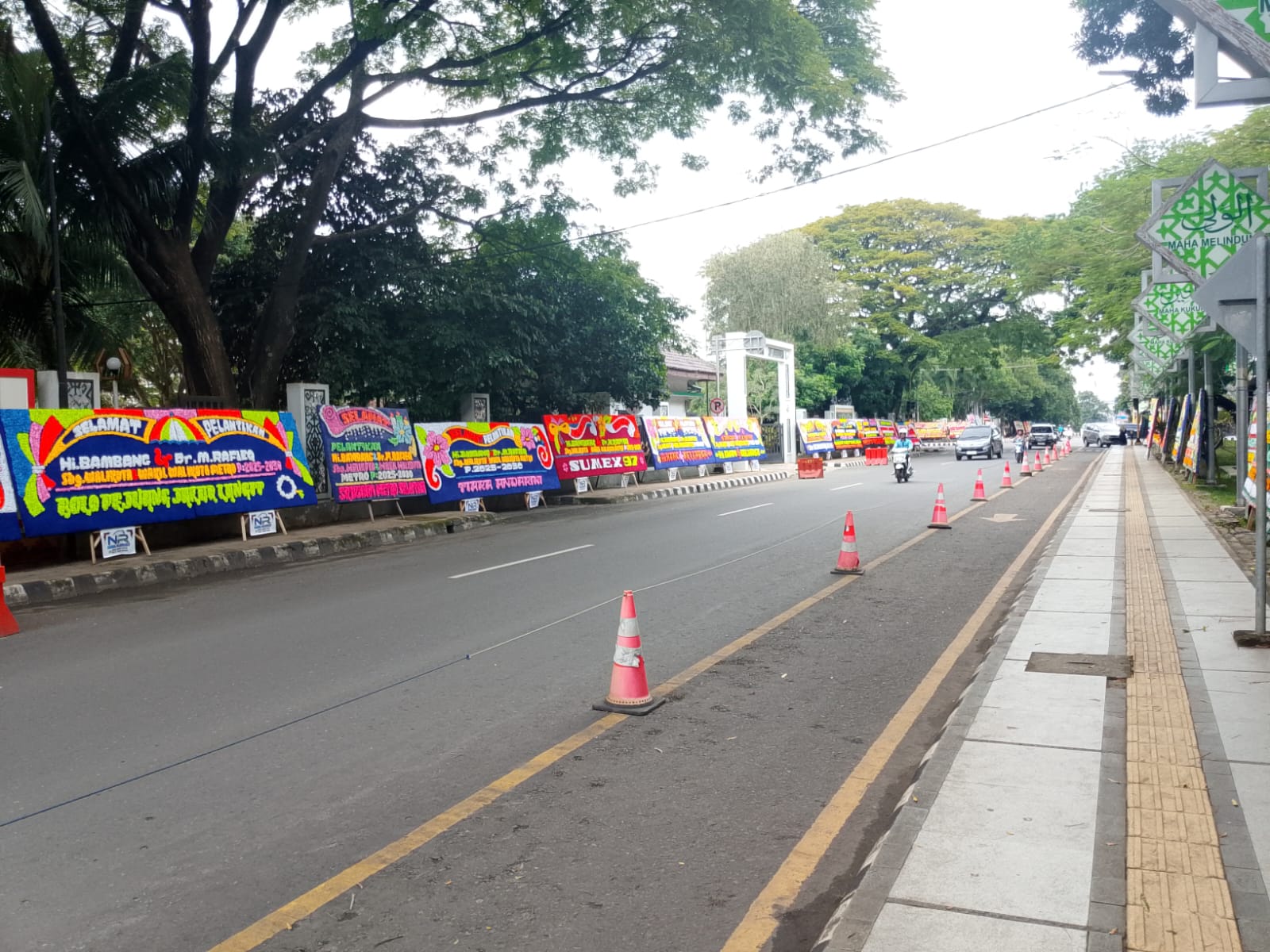 Walikota Baru, Pengusaha Papan Bunga Kebanjiran Orderan