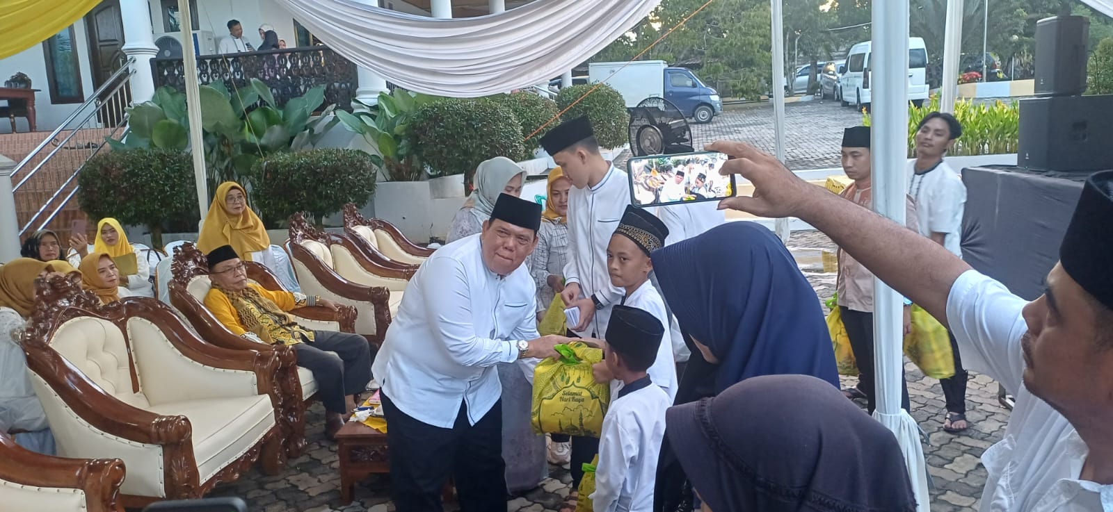 DPD Partai Golkar Lamtim Gelar Buka Bersama, Tebar Kebahagiaan dan Santuni Anak Yatim