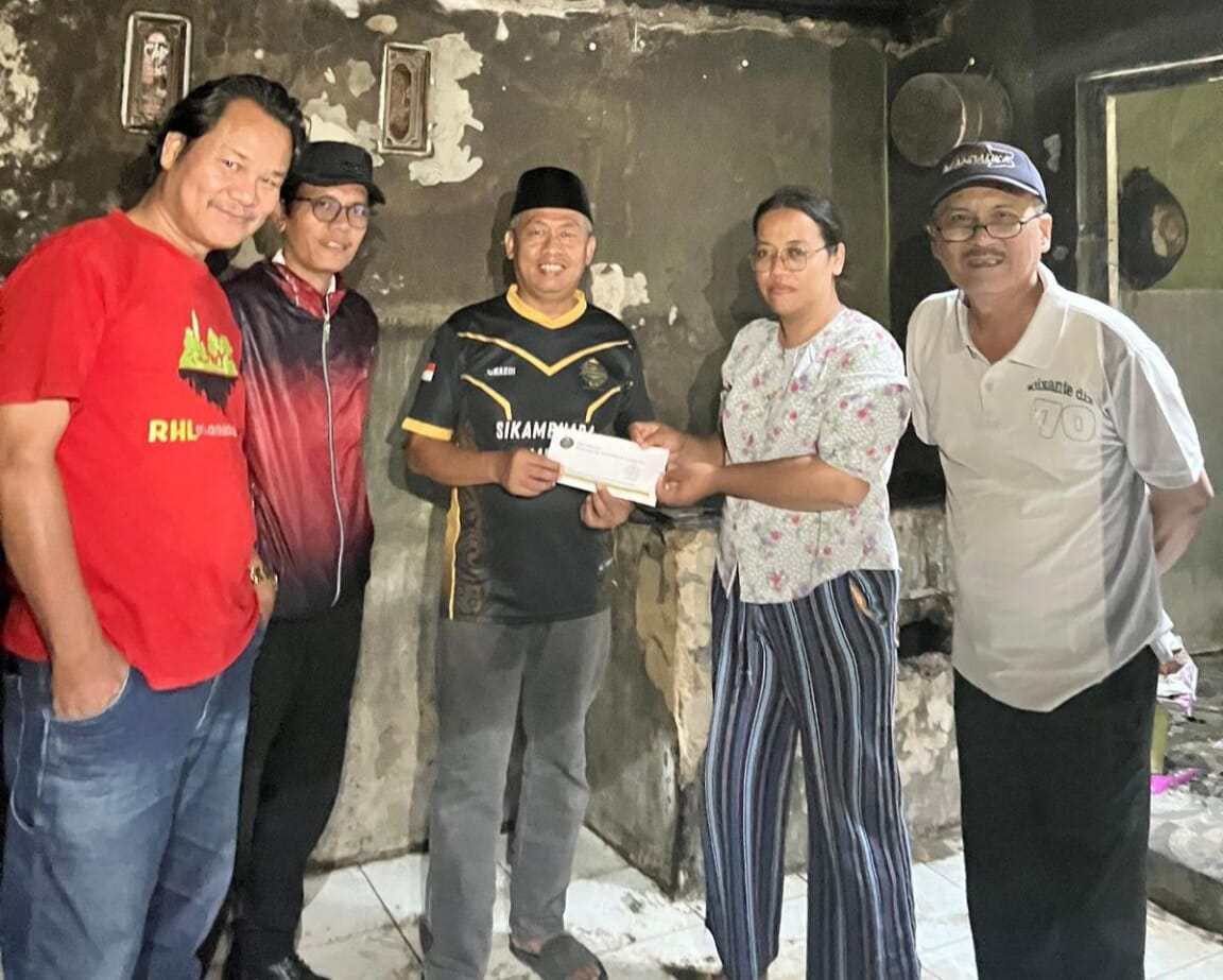 Sikambara Peduli Salurkan Bantuan untuk Korban Kebakaran di Way Dadi Baru
