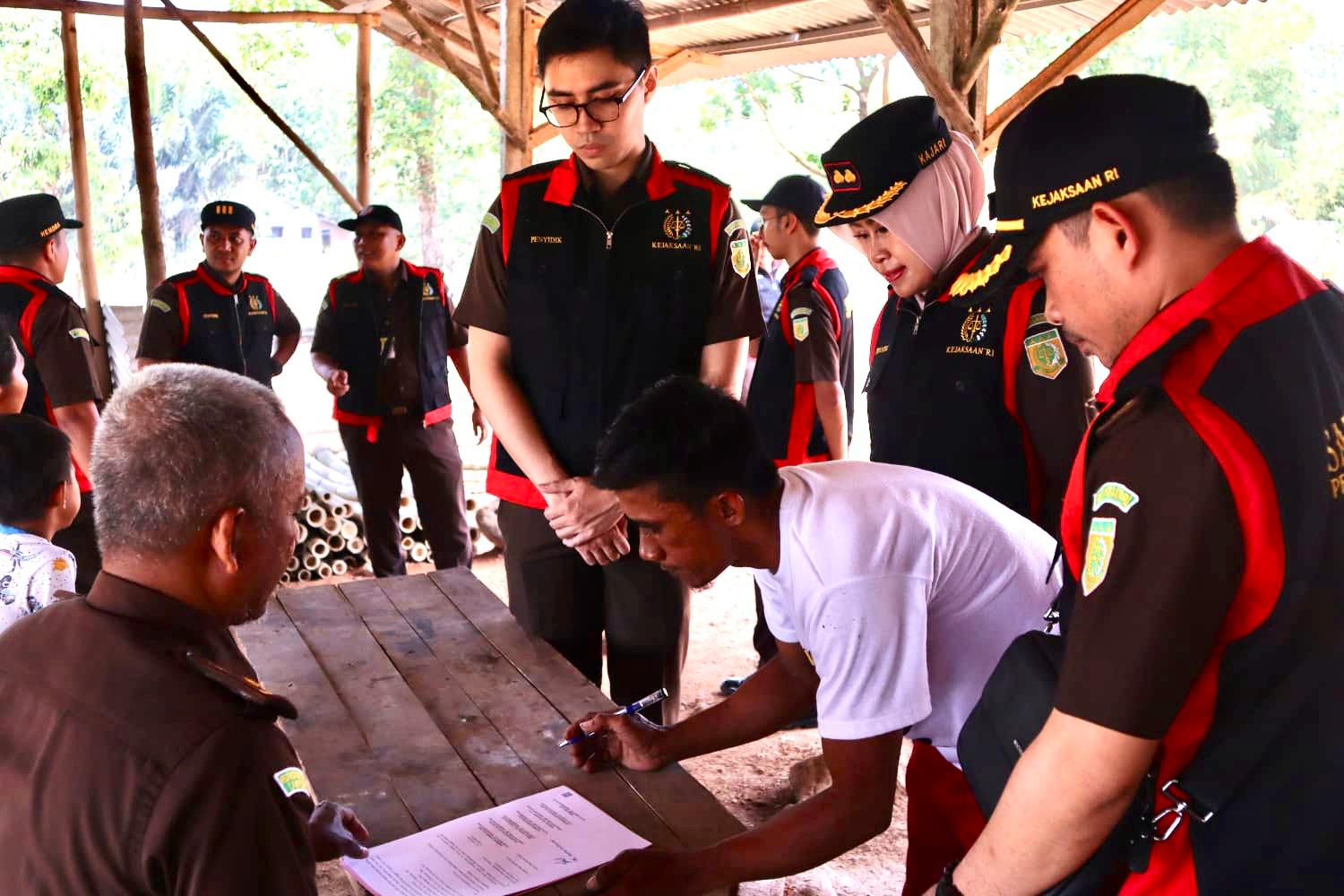 Korupsi KUR BNI, Penggeledahan Tiga Jam Temukan Dokumen Penting