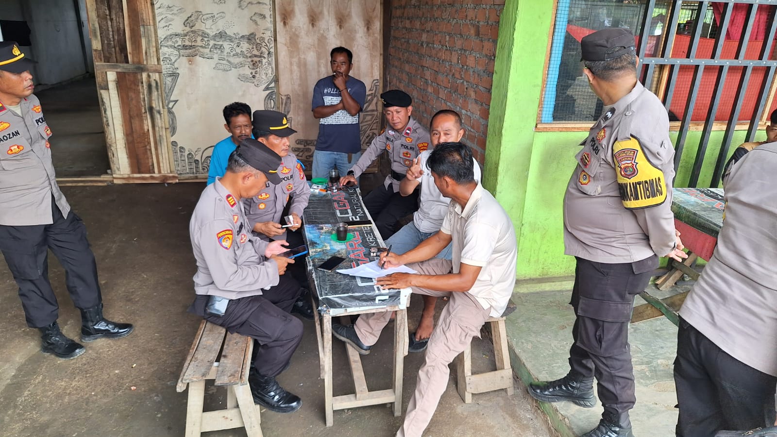 Dapat Laporan Pungli Melalui Call Center, Polres Lampura Gerak Cepat Datangi TKP