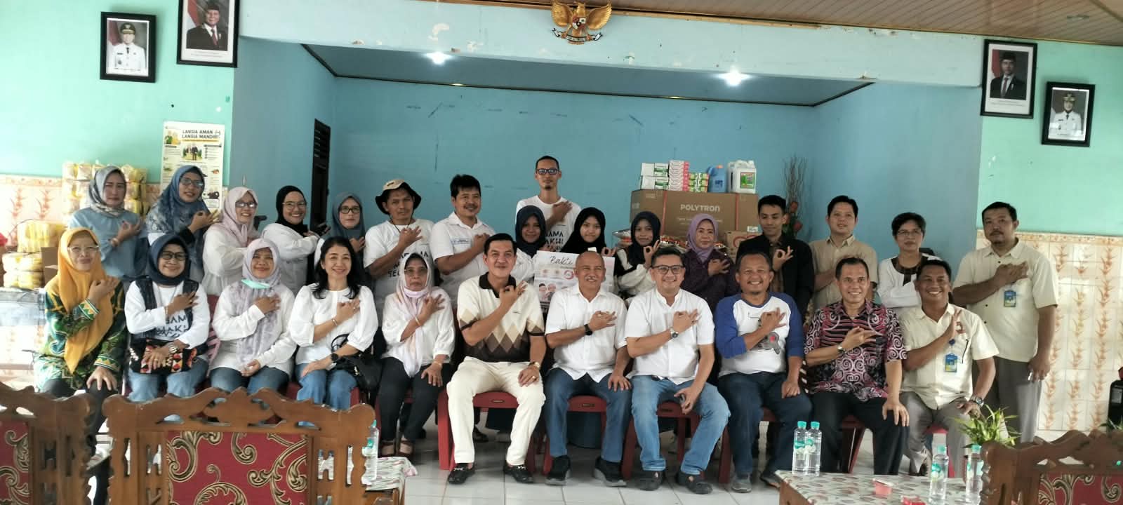 Kagama Lampung Berbagi Kebahagiaan Bersama Puluhan Lansia di Tresna Werdha Natar