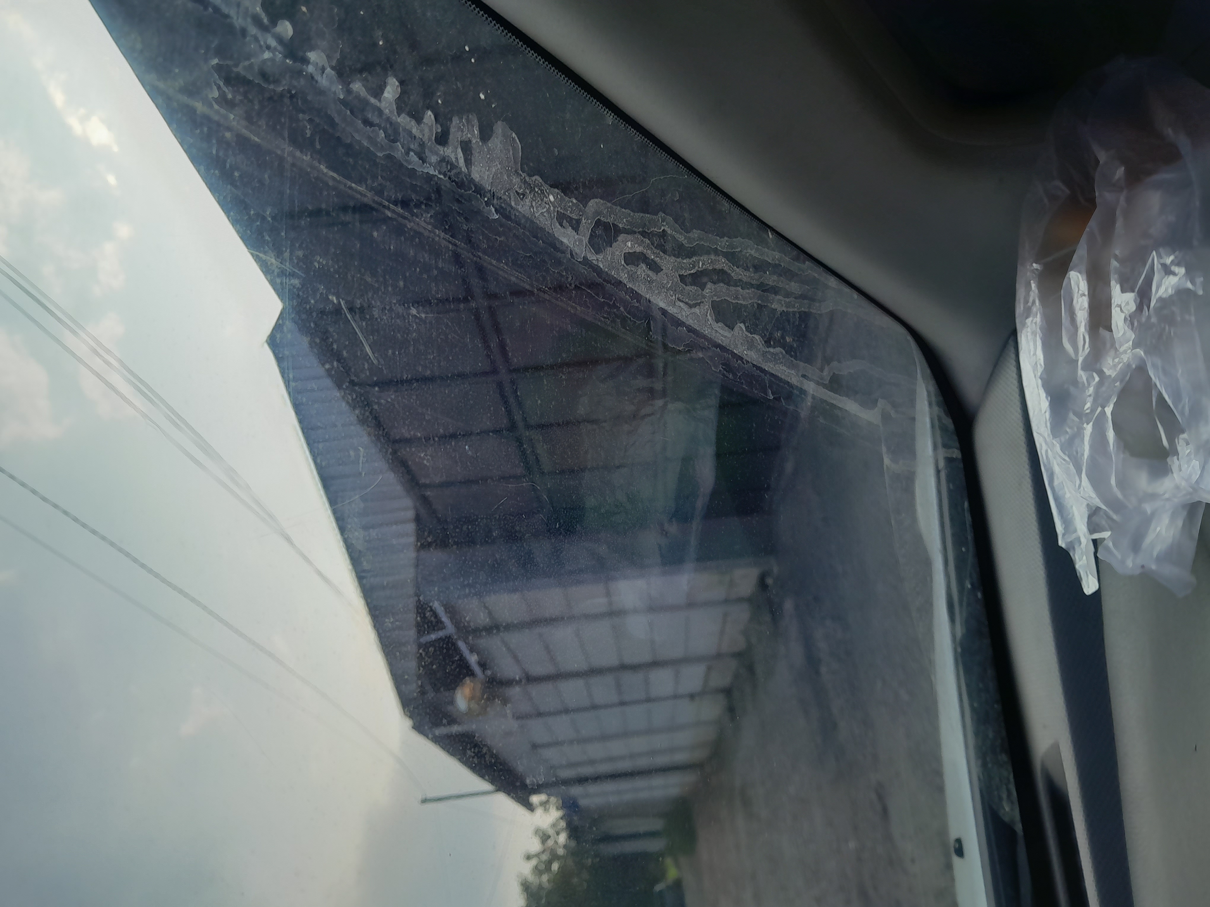 Diduga Ada Sebuah Gudang Penampungan BBM Ilegal Di Jati Agung Lampung Selatan