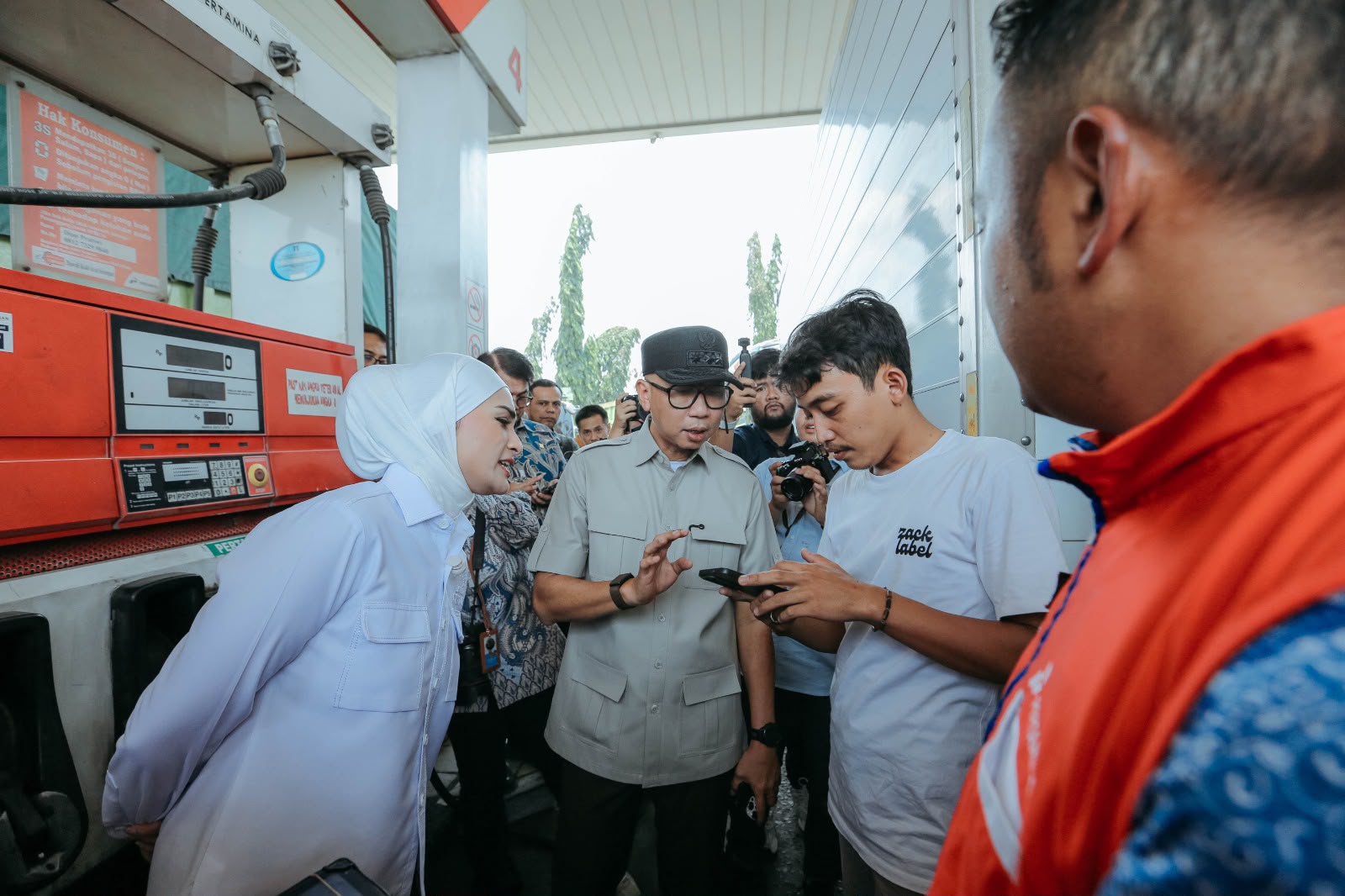 Antrean BBM Subsidi Mengular, Pemprov Lampung dan DPR RI Soroti SOP SPBU dan Modus QR Code