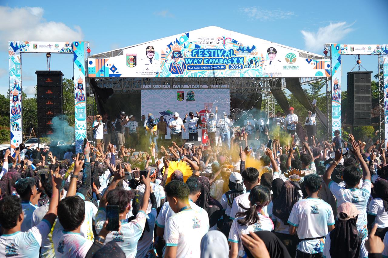 Festival Way Kambas XX Tahun 2025 Berlangsung Semarak, Ribuan Warga Ikuti Colour Fun-Gelaran Budaya