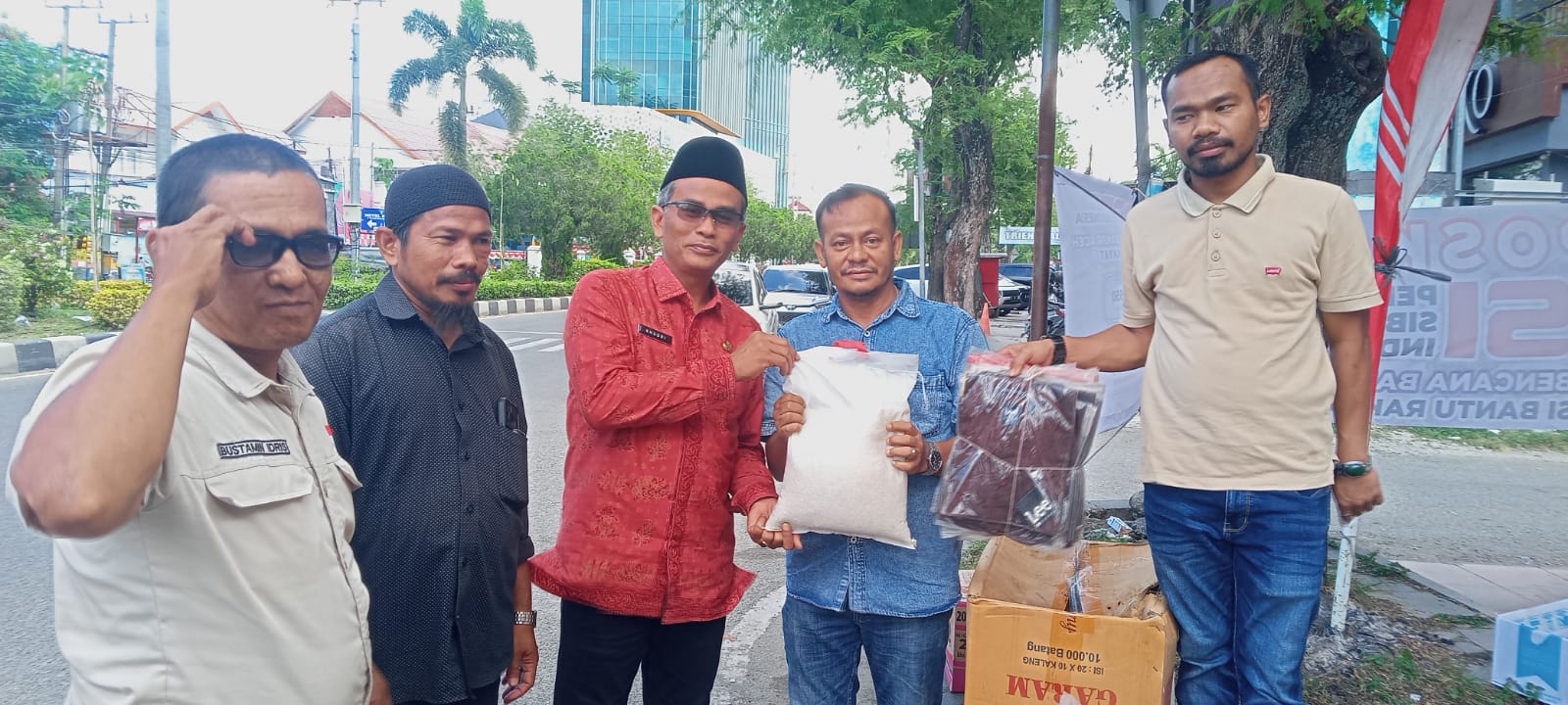 Sekwan DPRA Khudri Kunjungi Posko Peduli Bencana PSI Aceh, Apresiasi Solidaritas Jurnalis