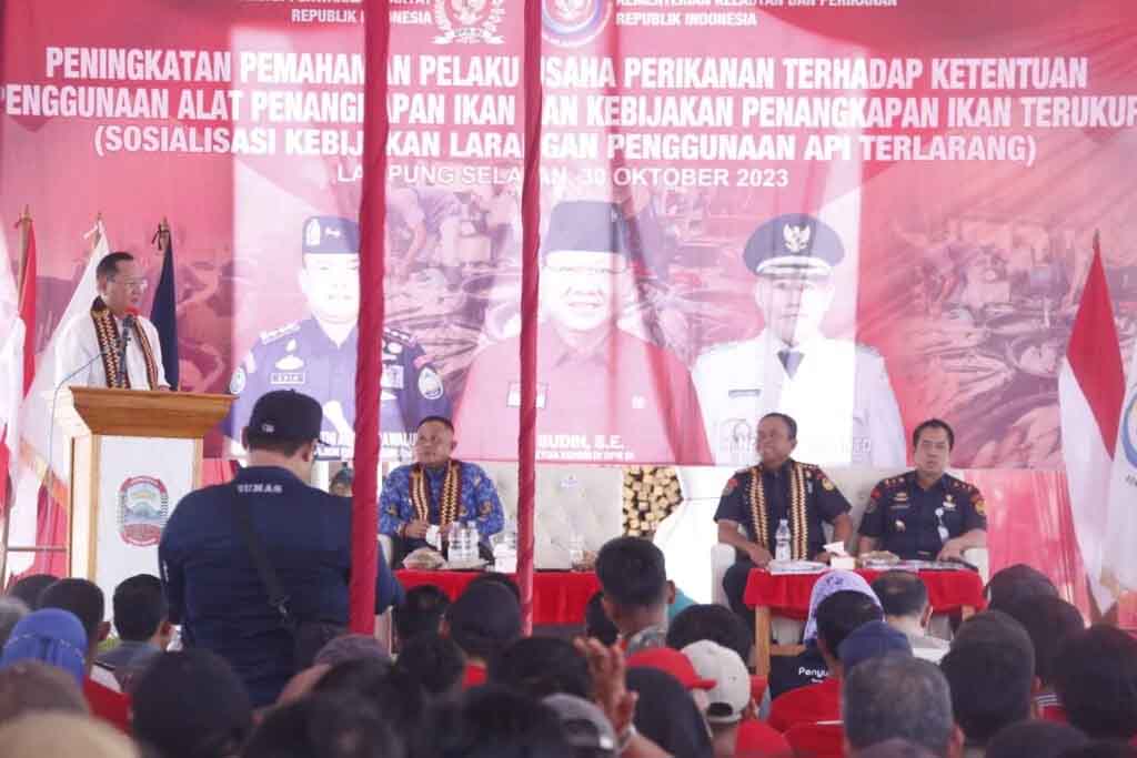   Sudin Ajak Dirjen PSDKP Temui Nelayan 