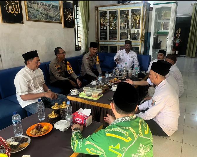 Kapolres Way Kanan Silahturahmi ke Pengurus PCNU