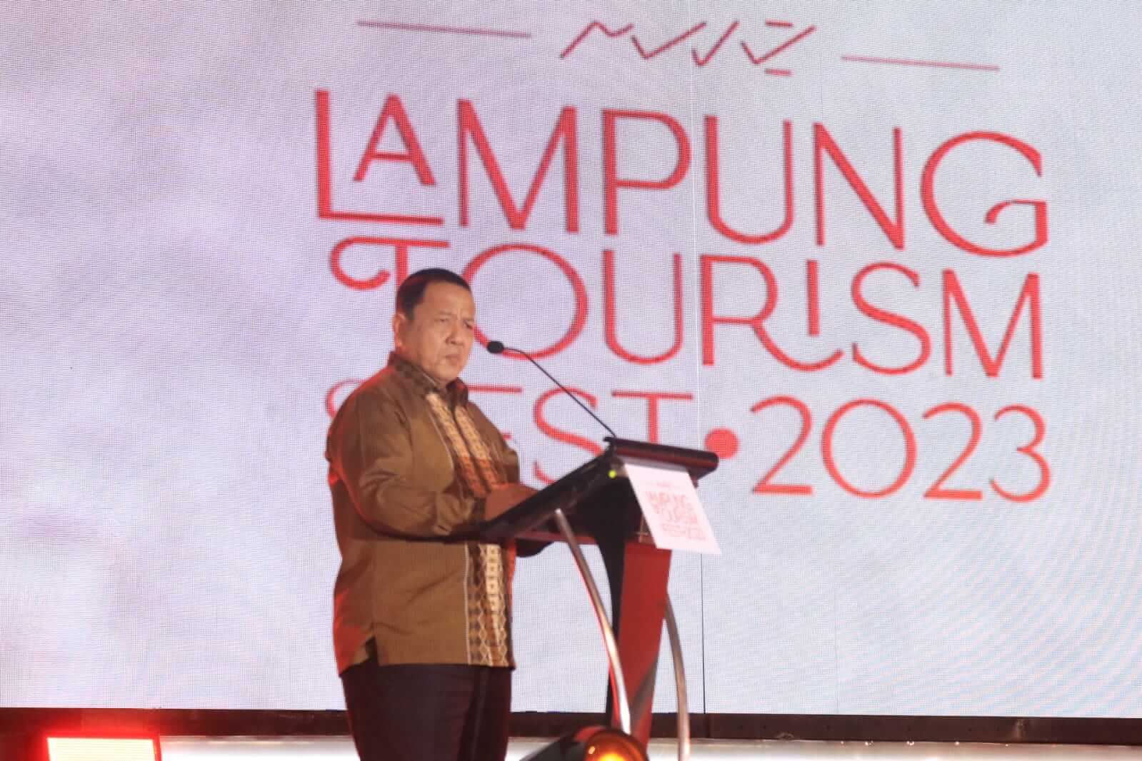 Gubernur Arinal Semangati 45 Finalis HIPMI Lampung Tourism Putri Indonesia 2023